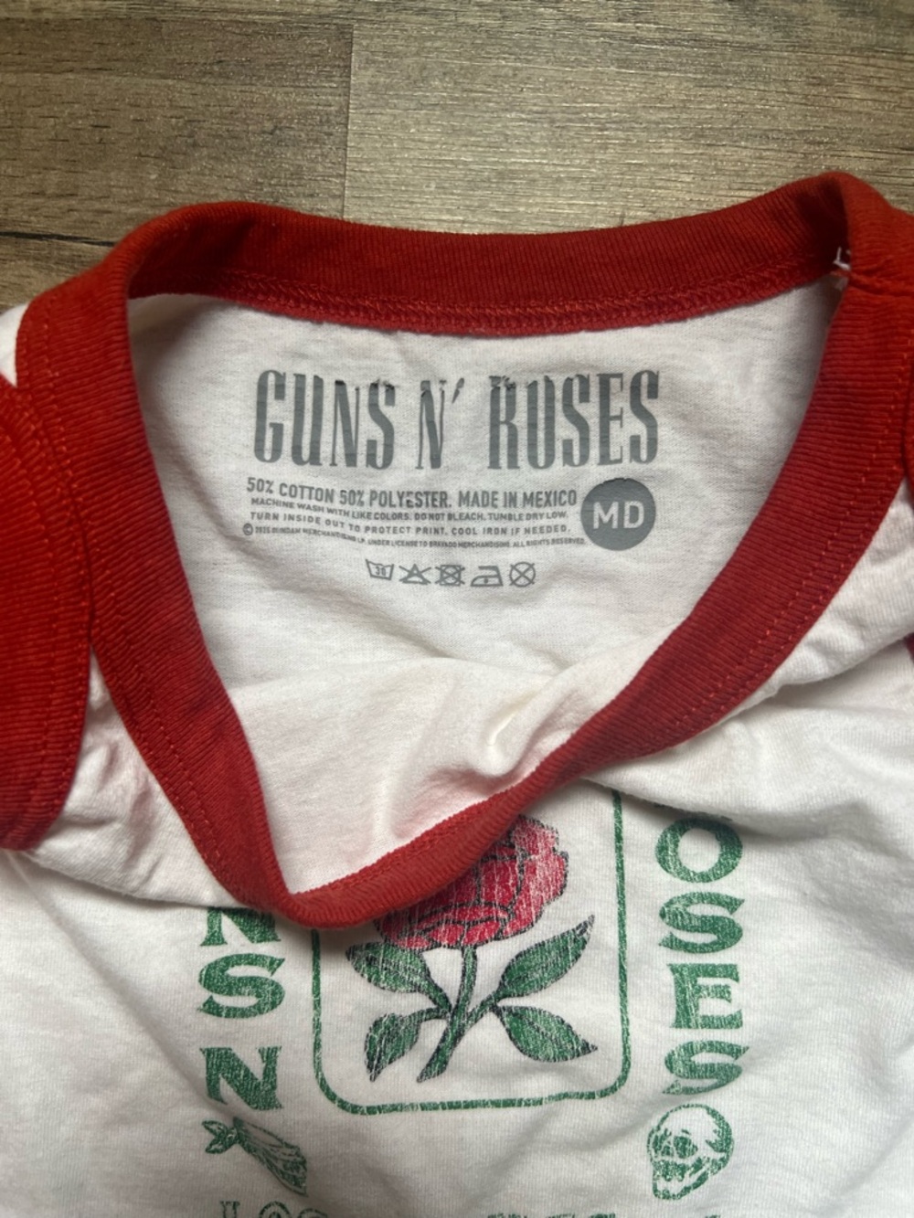 White & Red Graphic Tank Top - Guns N Roses - Picture 2 of 2